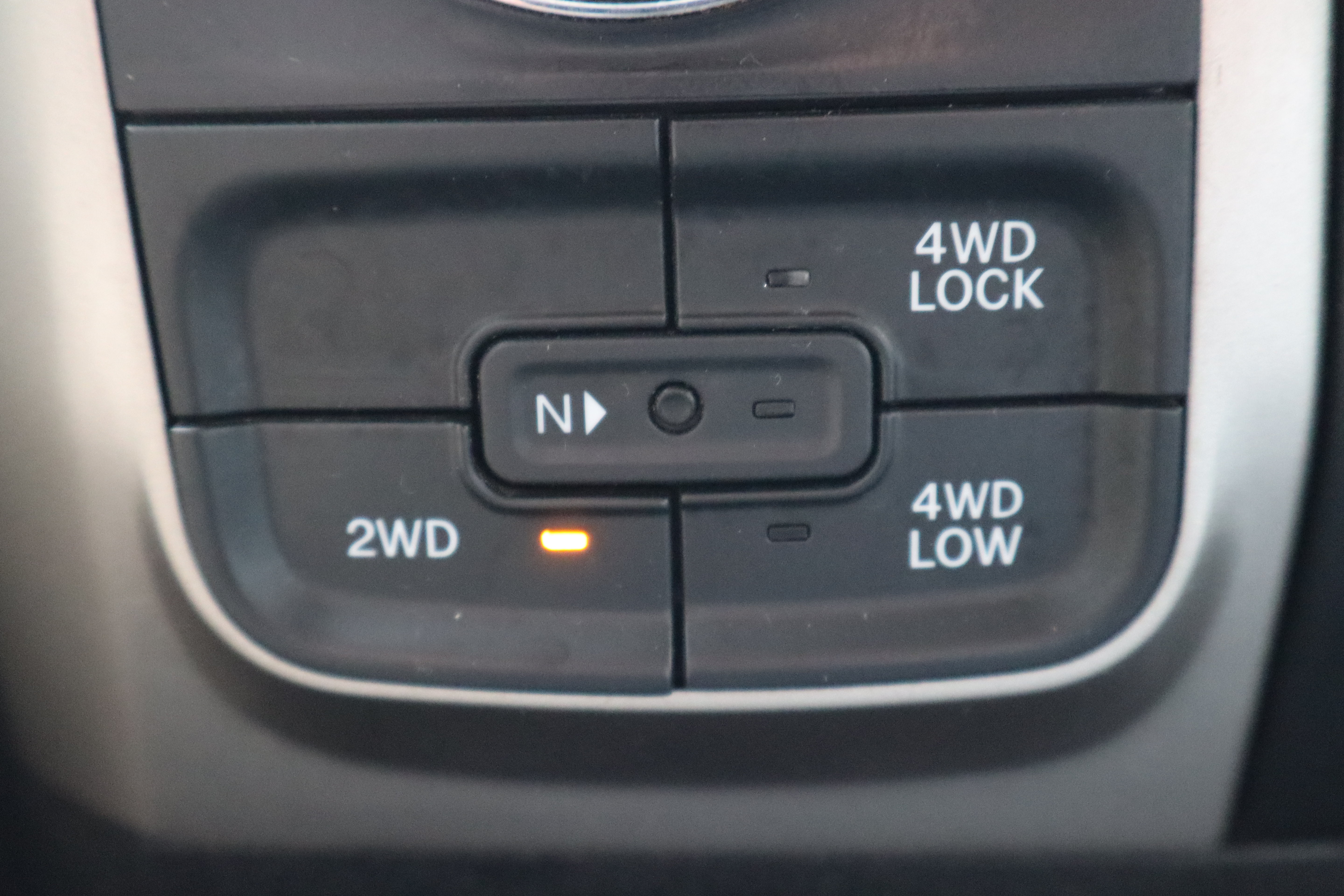 Used 2020 RAM 1500 Classic SLT AWD/4WD image 22