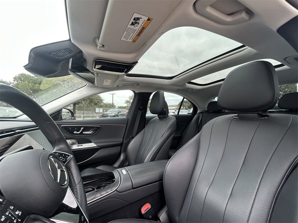 Used 2024 Mercedes-Benz E 350 4MATIC Sedan image 12