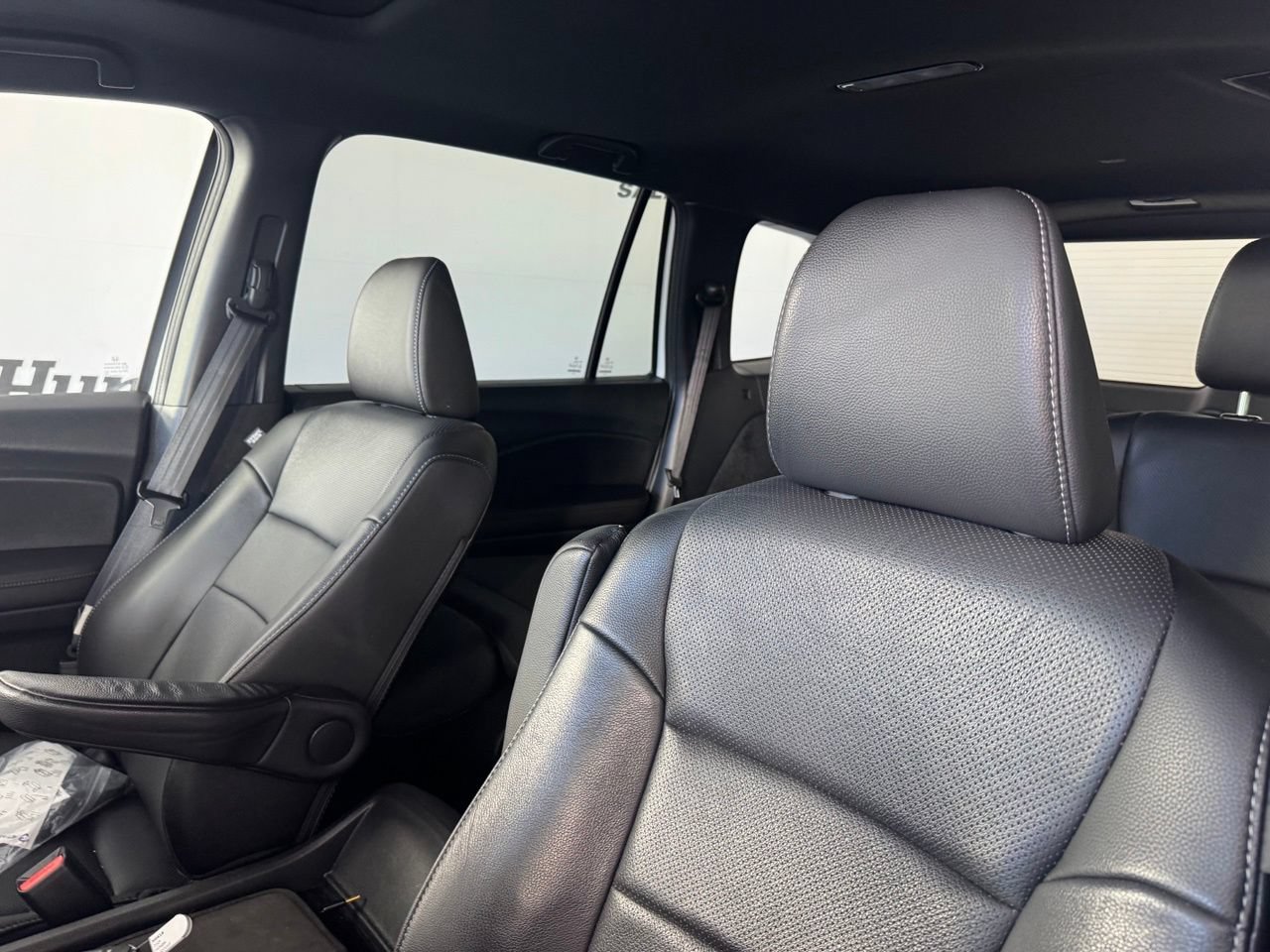 Used 2023 Honda Passport EX-L image 10