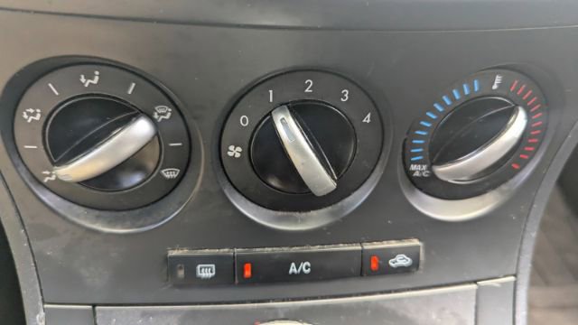 Used 2012 MAZDA MAZDA3 i Touring FWD image 37