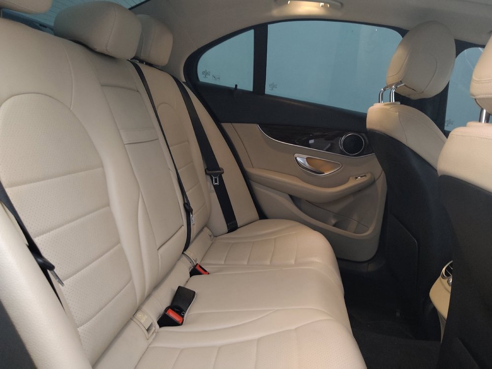 Used 2019 Mercedes-Benz C 300 Sedan image 19