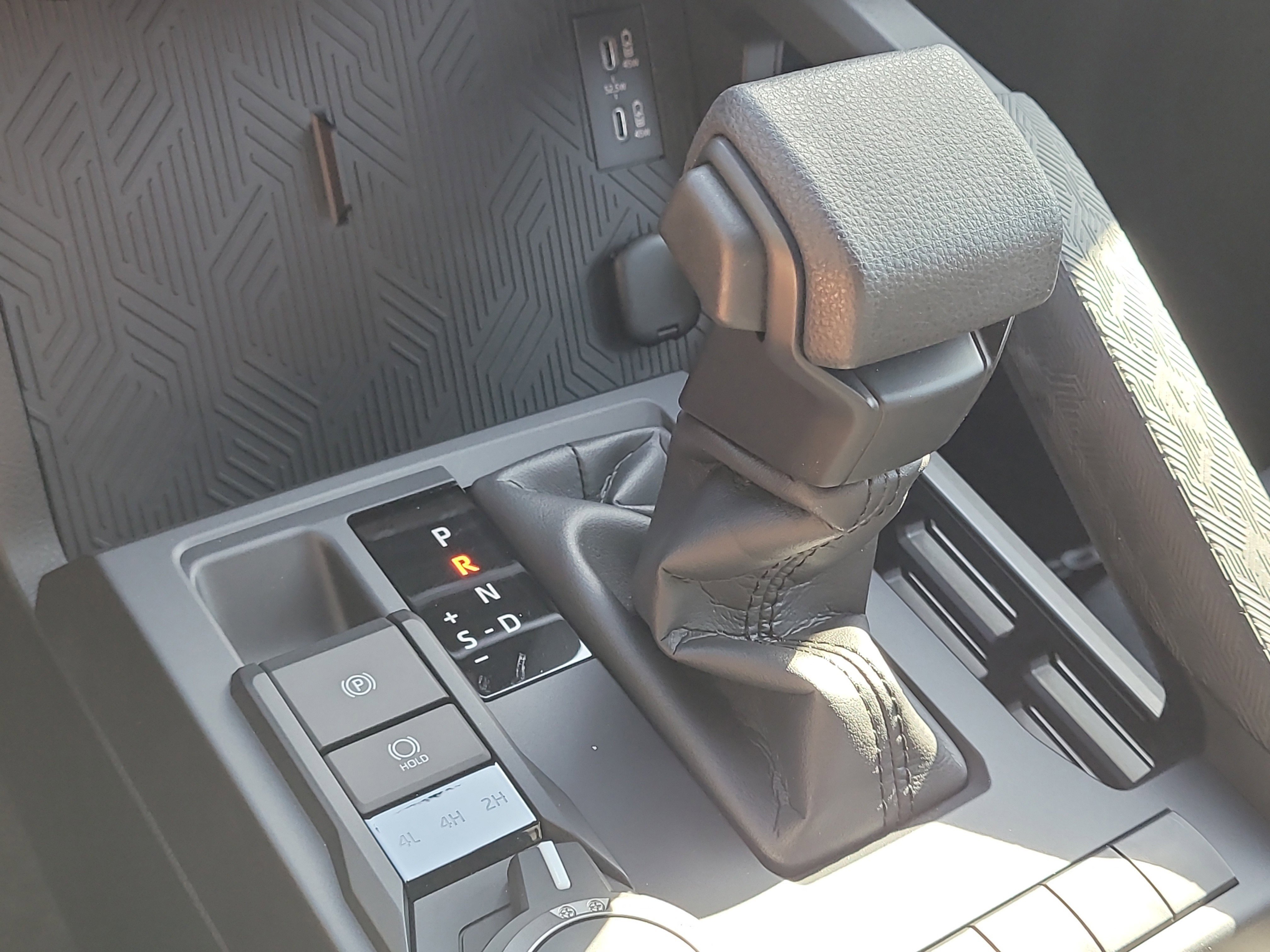 Certified 2025 Toyota Tacoma SR5 image 27