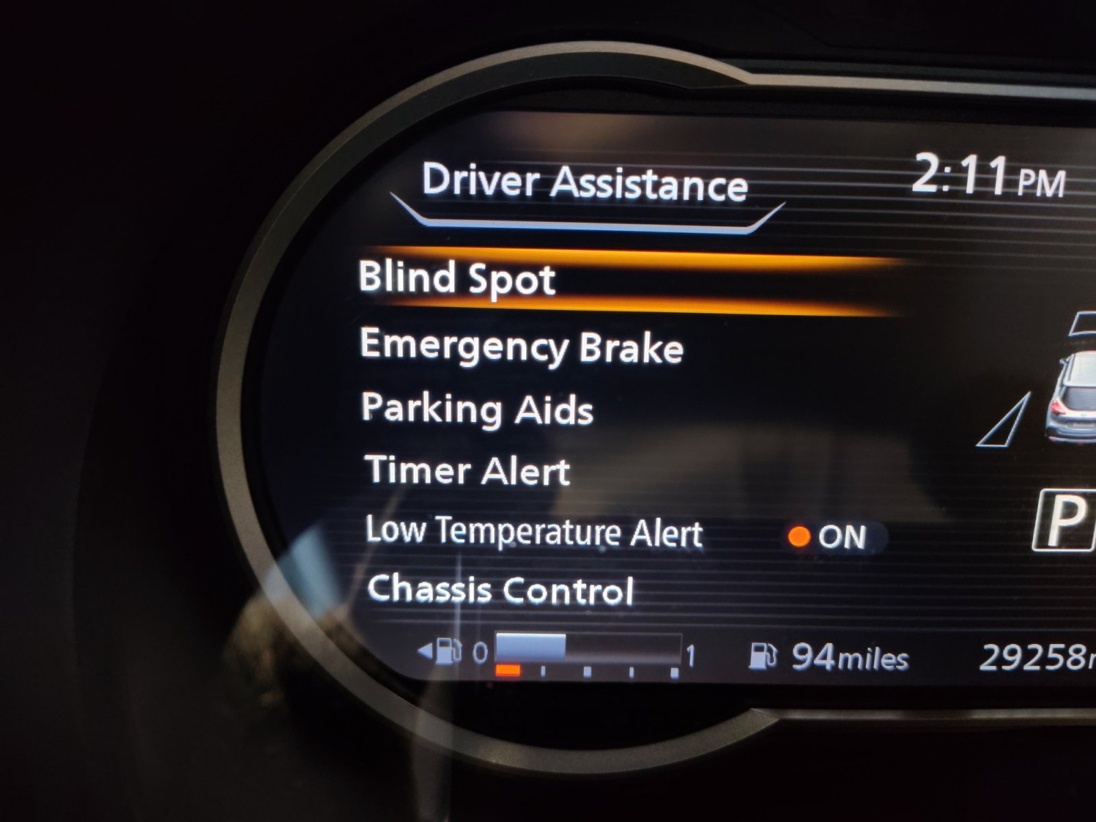 Used 2019 Nissan Kicks SR w/ SR Premium Package FWD image 32