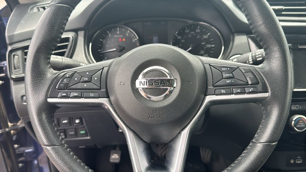 Used 2020 Nissan Rogue SV AWD/4WD image 9