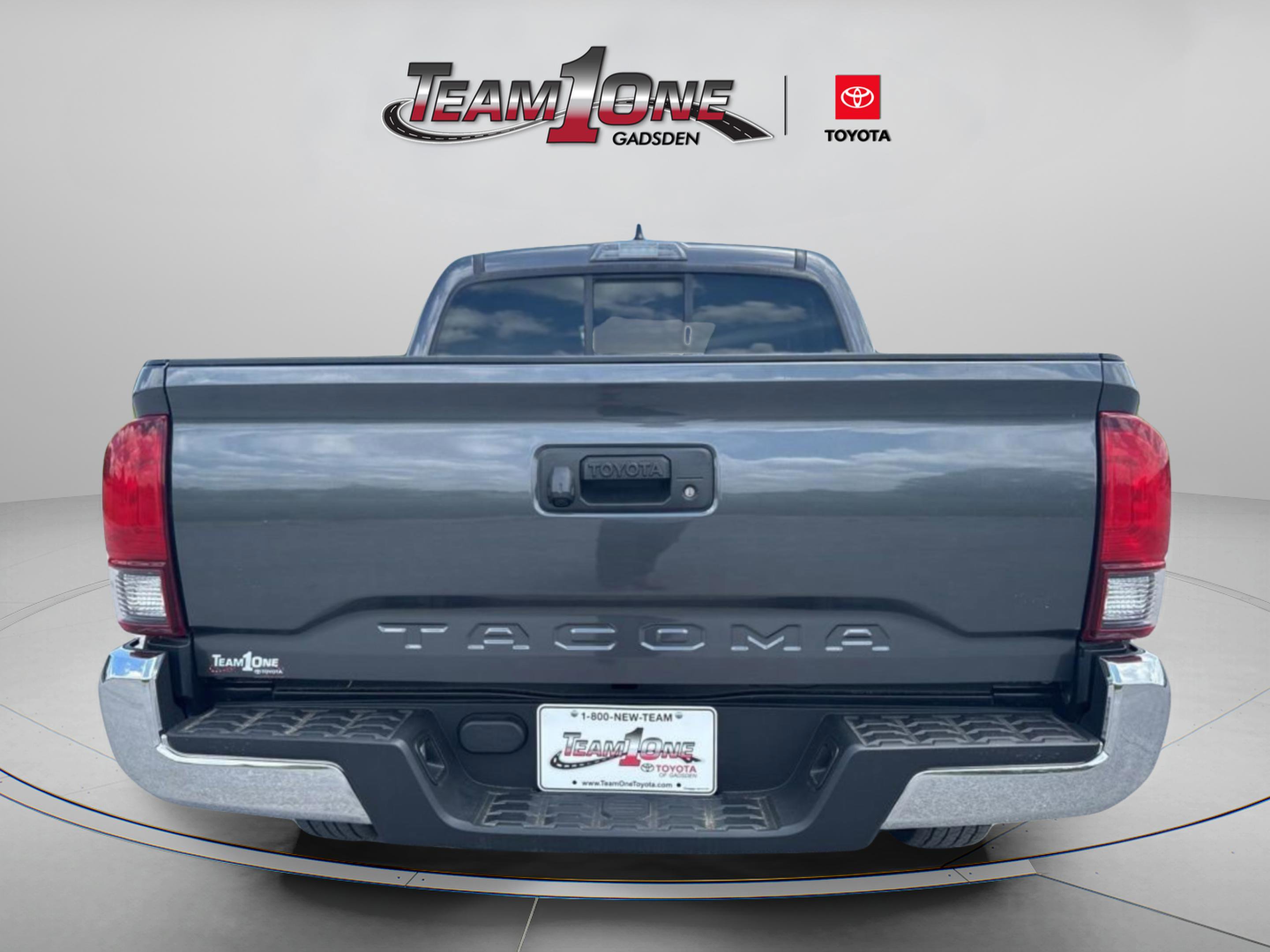 Used 2019 Toyota Tacoma SR5 RWD image 6