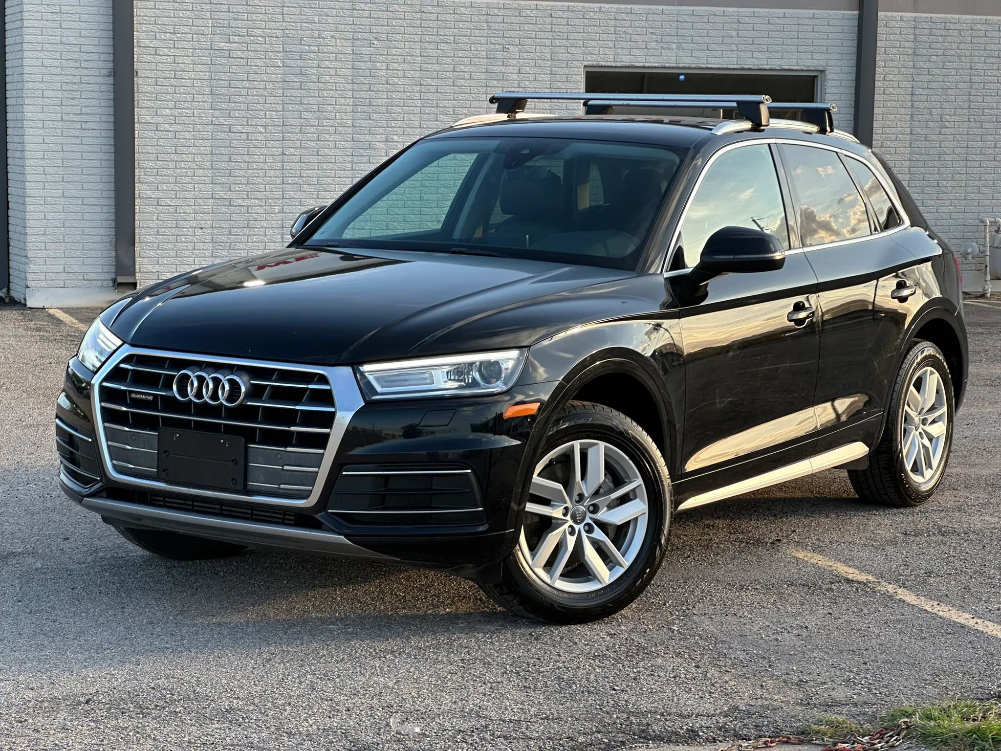 Used 2020 Audi Q5 2.0T Premium AWD/4WD image 2