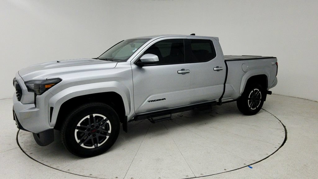 Used 2024 Toyota Tacoma TRD Sport RWD image 4
