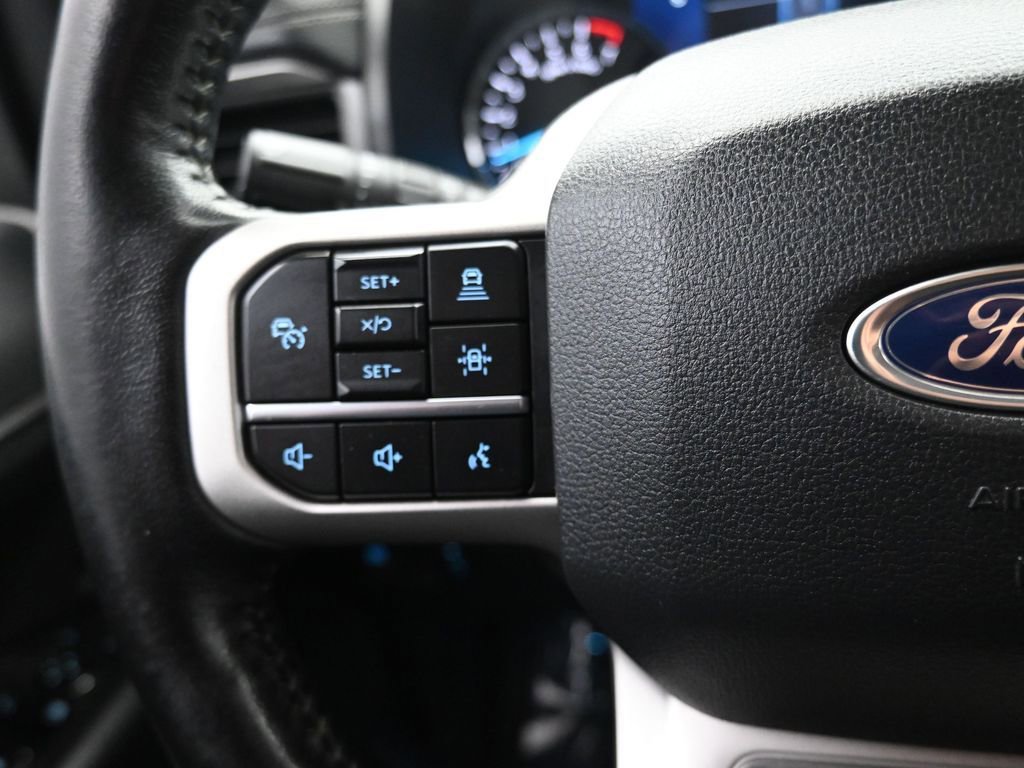 Used 2022 Ford Expedition XLT image 25