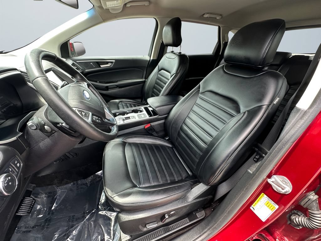 Used 2019 Ford Edge SEL w/ Equipment Group 201A AWD/4WD image 9