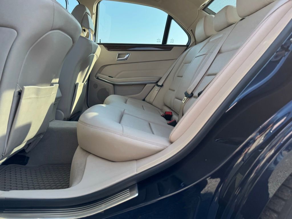Used 2014 Mercedes-Benz E 350 4MATIC Sedan image 26