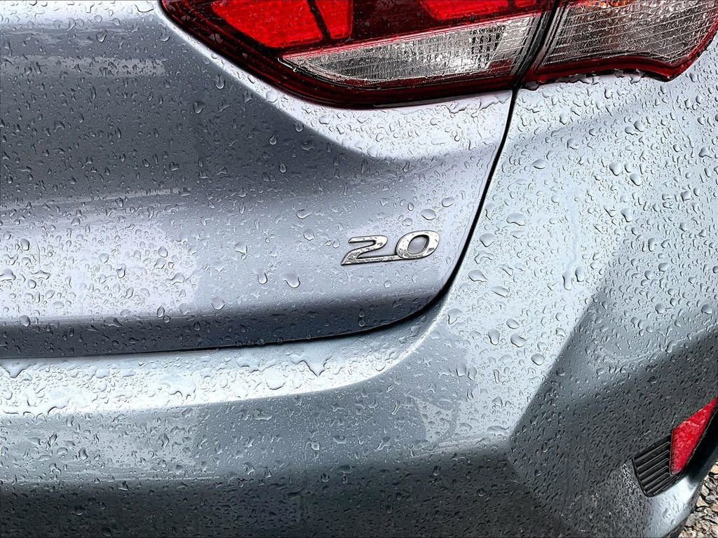 Used 2019 Hyundai Veloster 2.0 image 8