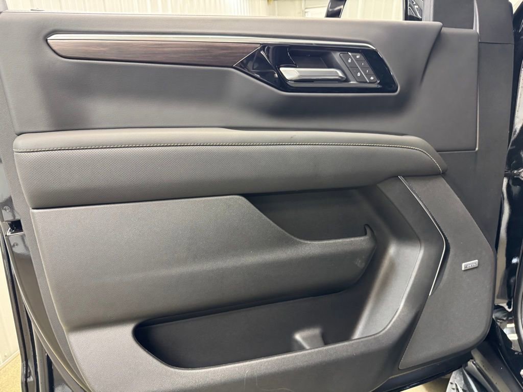 New 2026 Chevrolet Tahoe Premier image 8