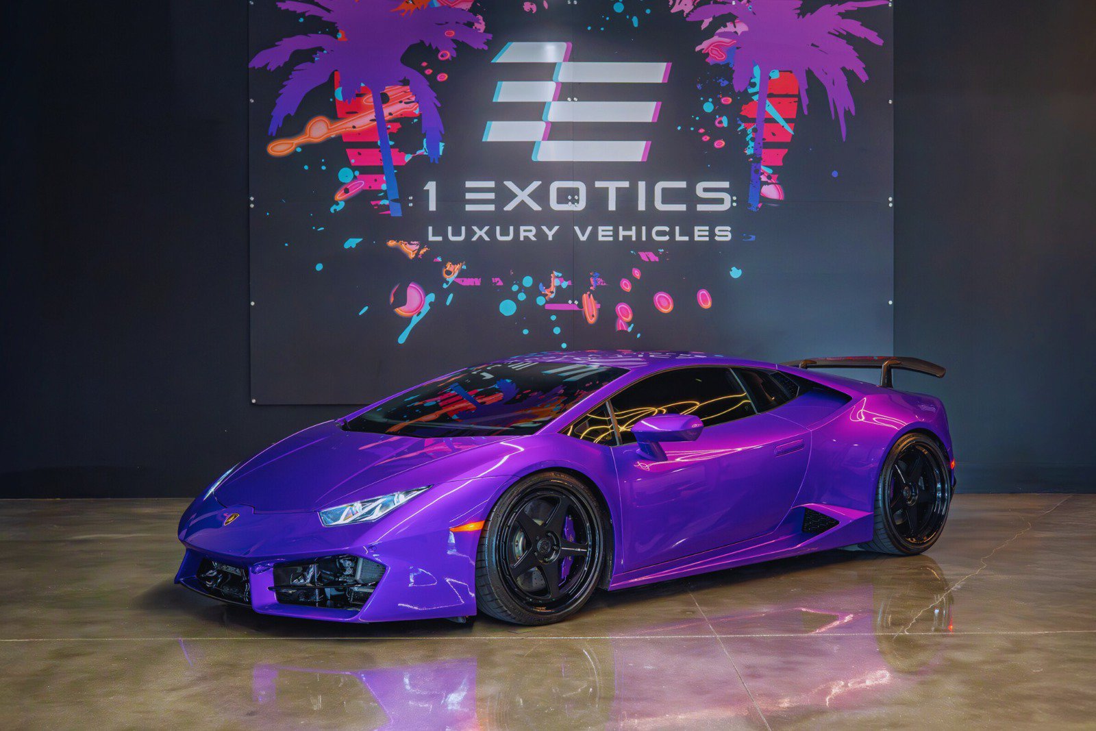 Used 2018 Lamborghini Huracan LP 580-2 RWD image 1