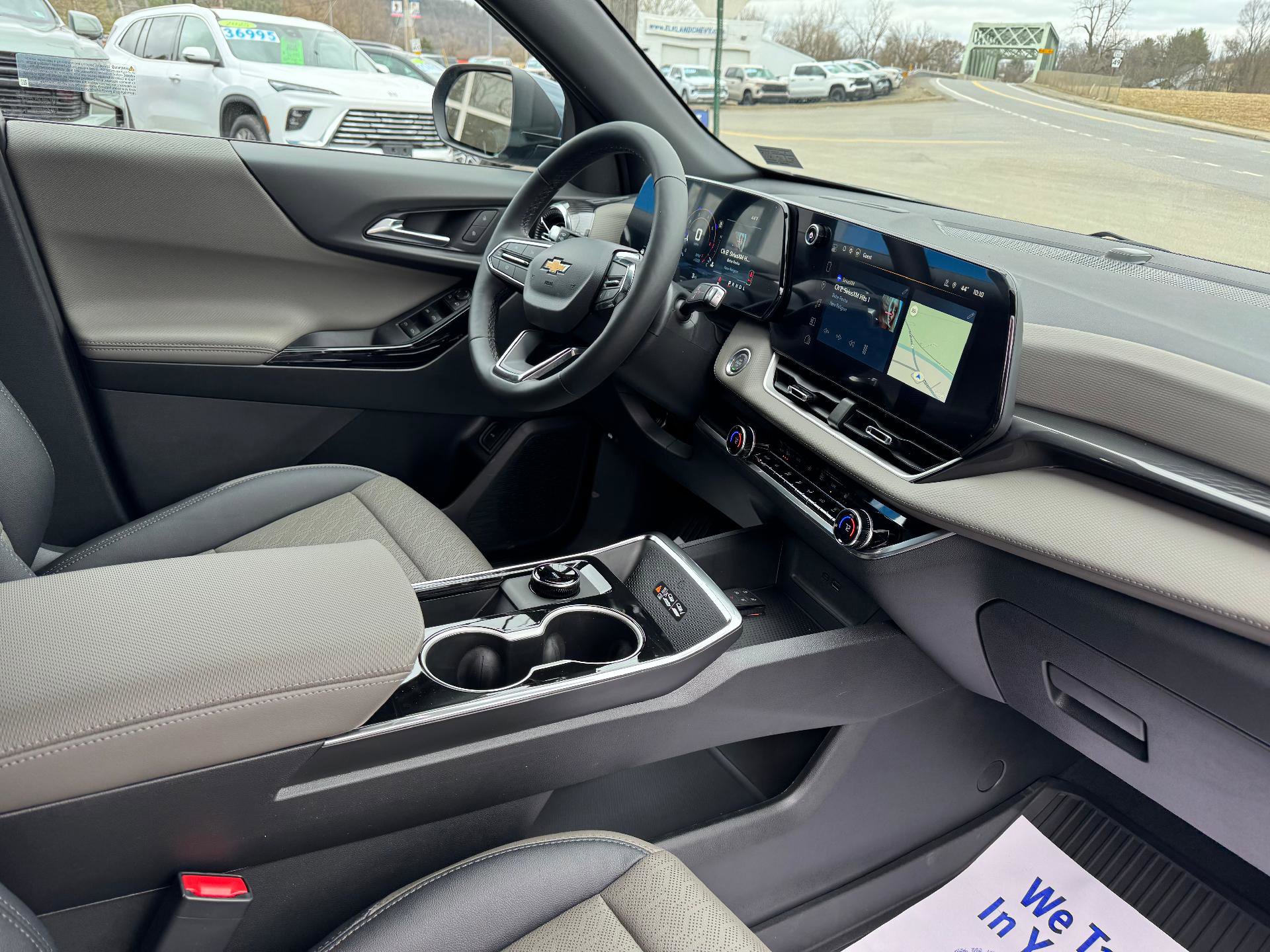 New 2026 Chevrolet Equinox LT w/ Convenience Package II image 47