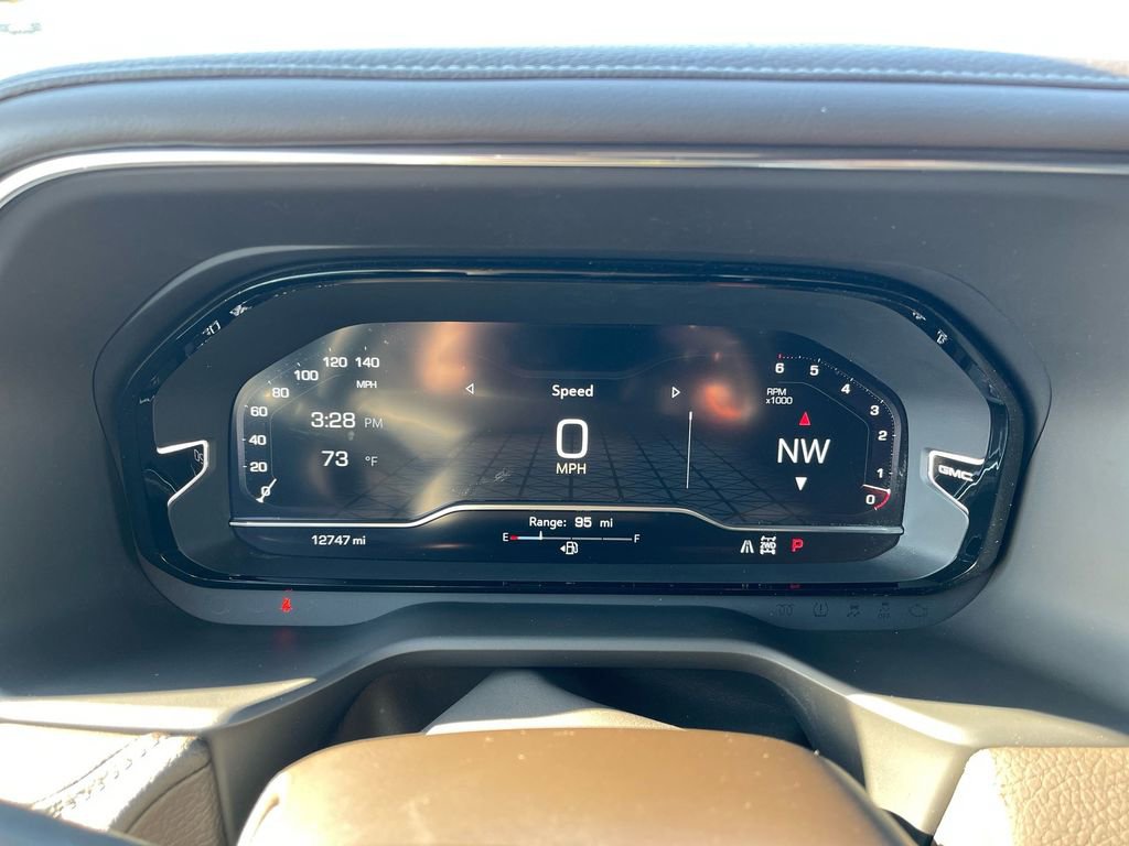 Used 2024 GMC Yukon Denali image 26