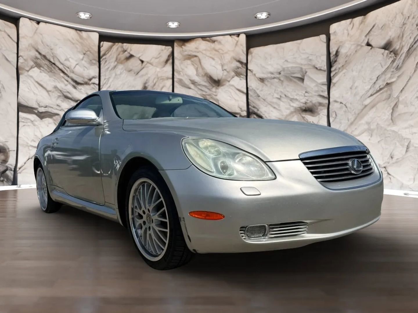 Used 2002 Lexus SC 430 Convertible RWD image 3