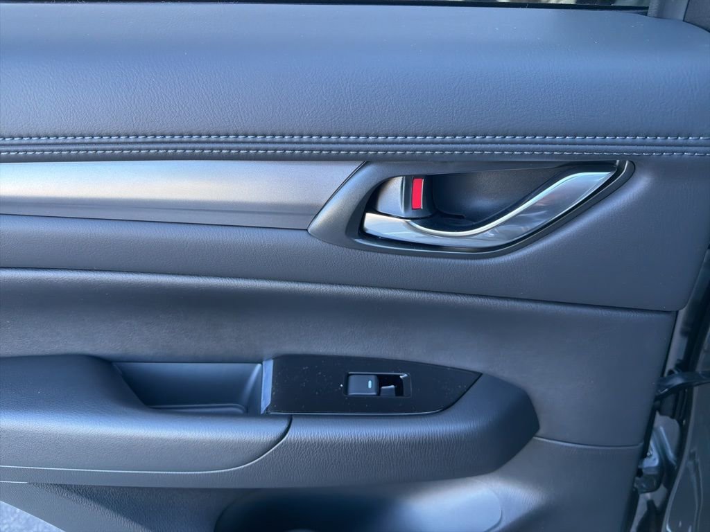 New 2025 MAZDA CX-5 AWD 2.5 S w/ Preferred Package image 23