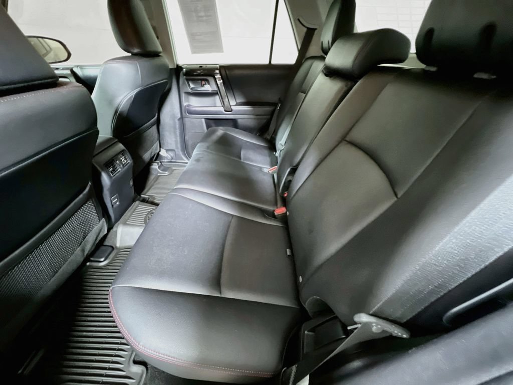 Certified 2019 Toyota 4Runner TRD Off-Road Premium AWD/4WD image 21