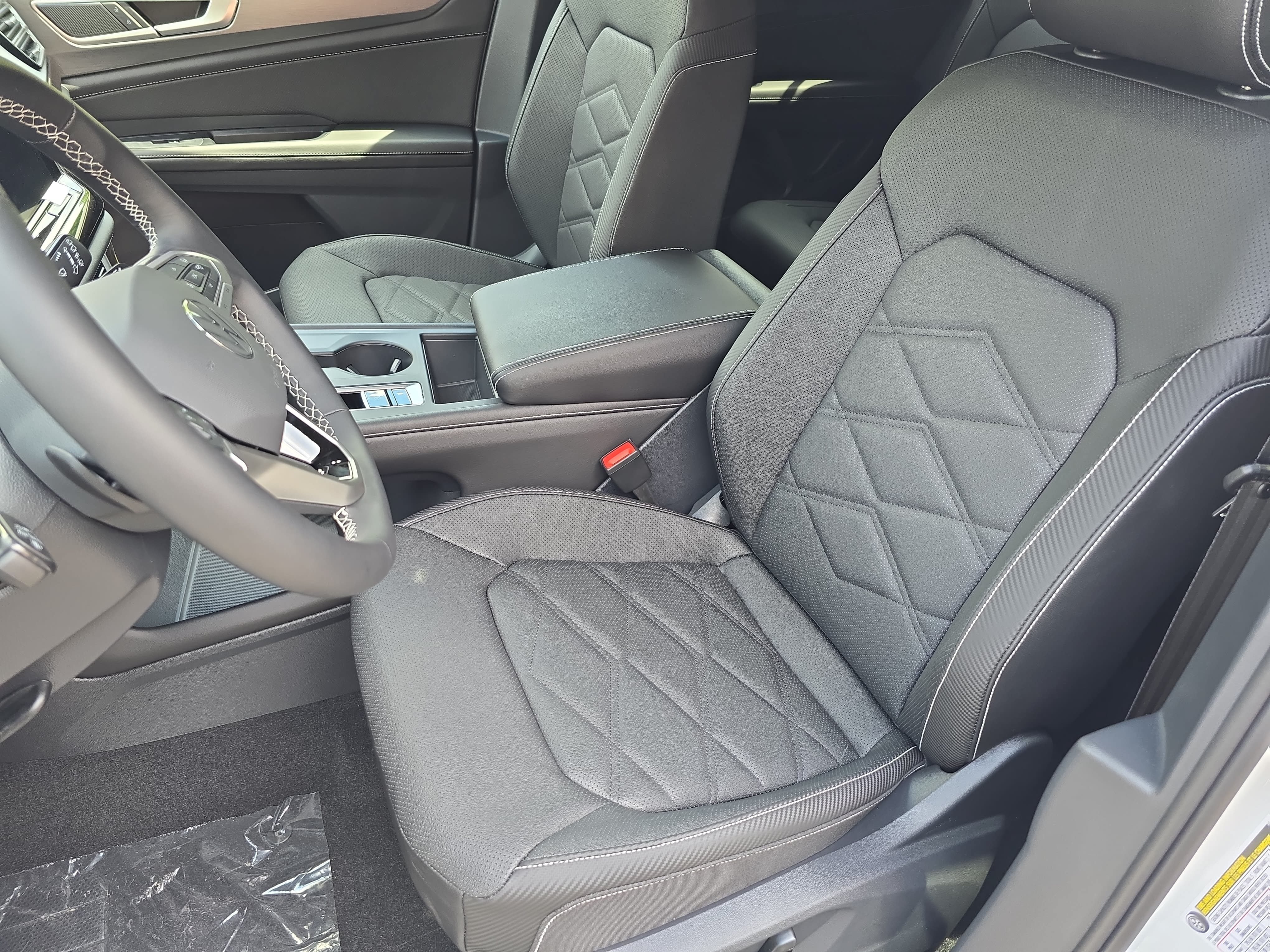 New 2026 Volkswagen Atlas Cross Sport SE FWD image 14
