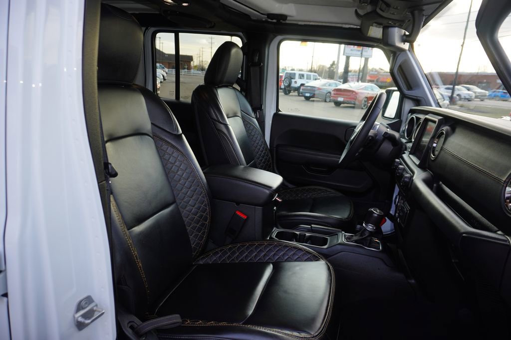 Used 2023 Jeep Gladiator Overland image 28