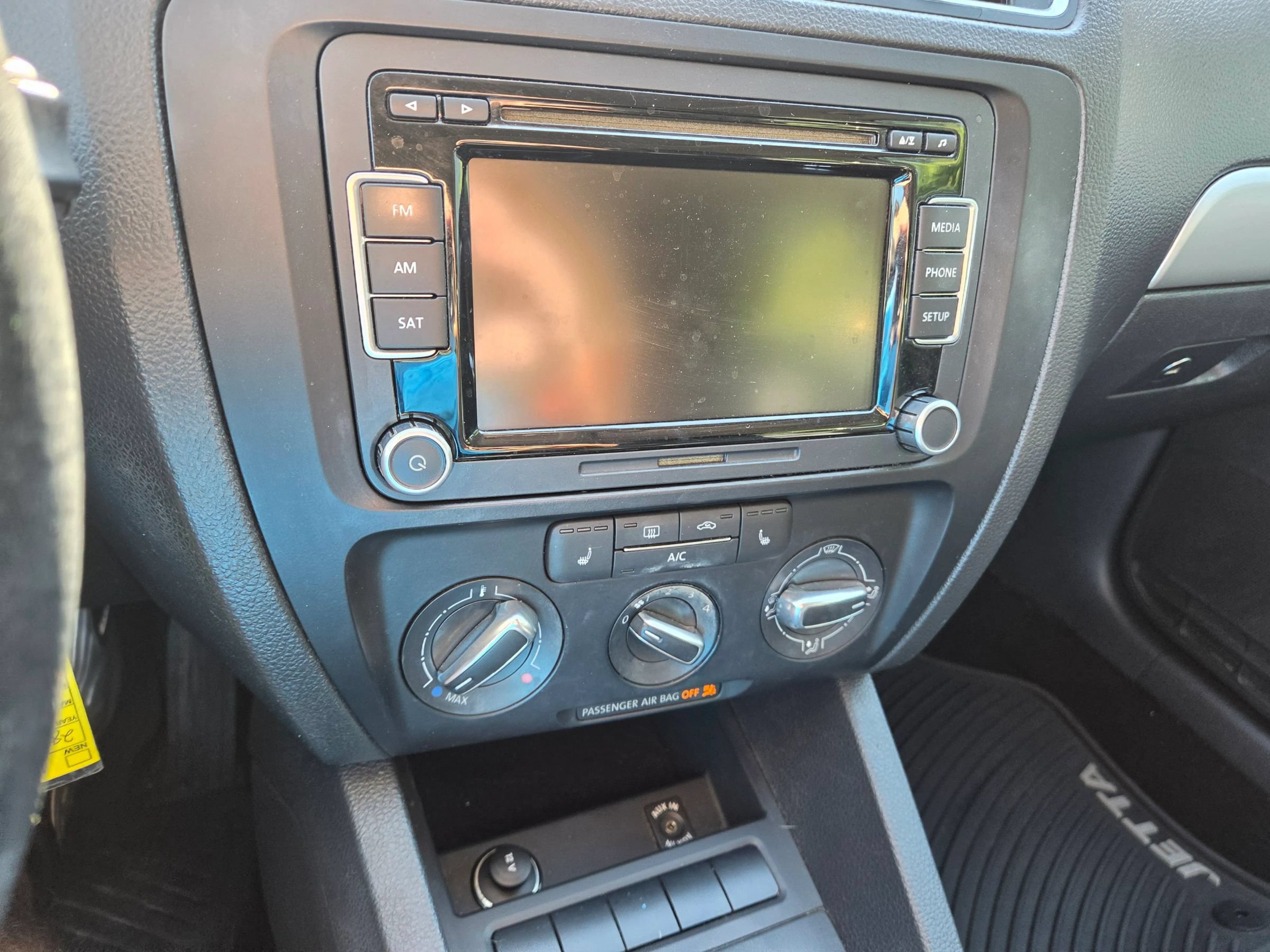Used 2013 Volkswagen Jetta SE FWD image 13
