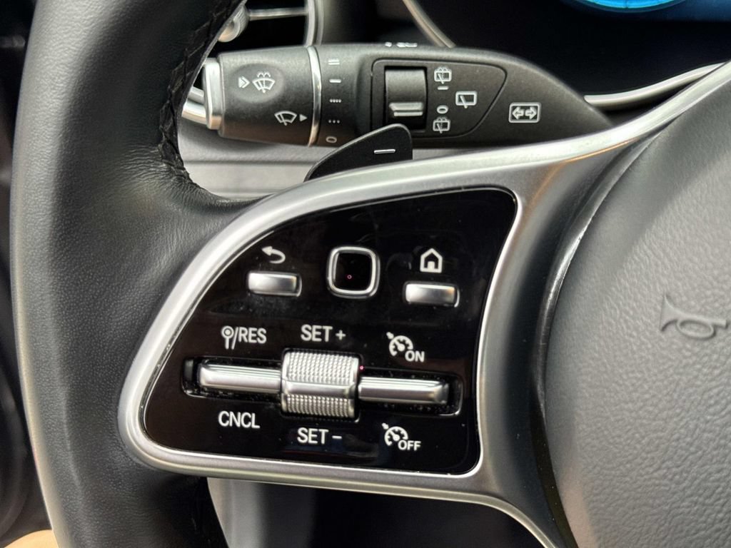 Used 2022 Mercedes-Benz GLC 300 4MATIC image 30