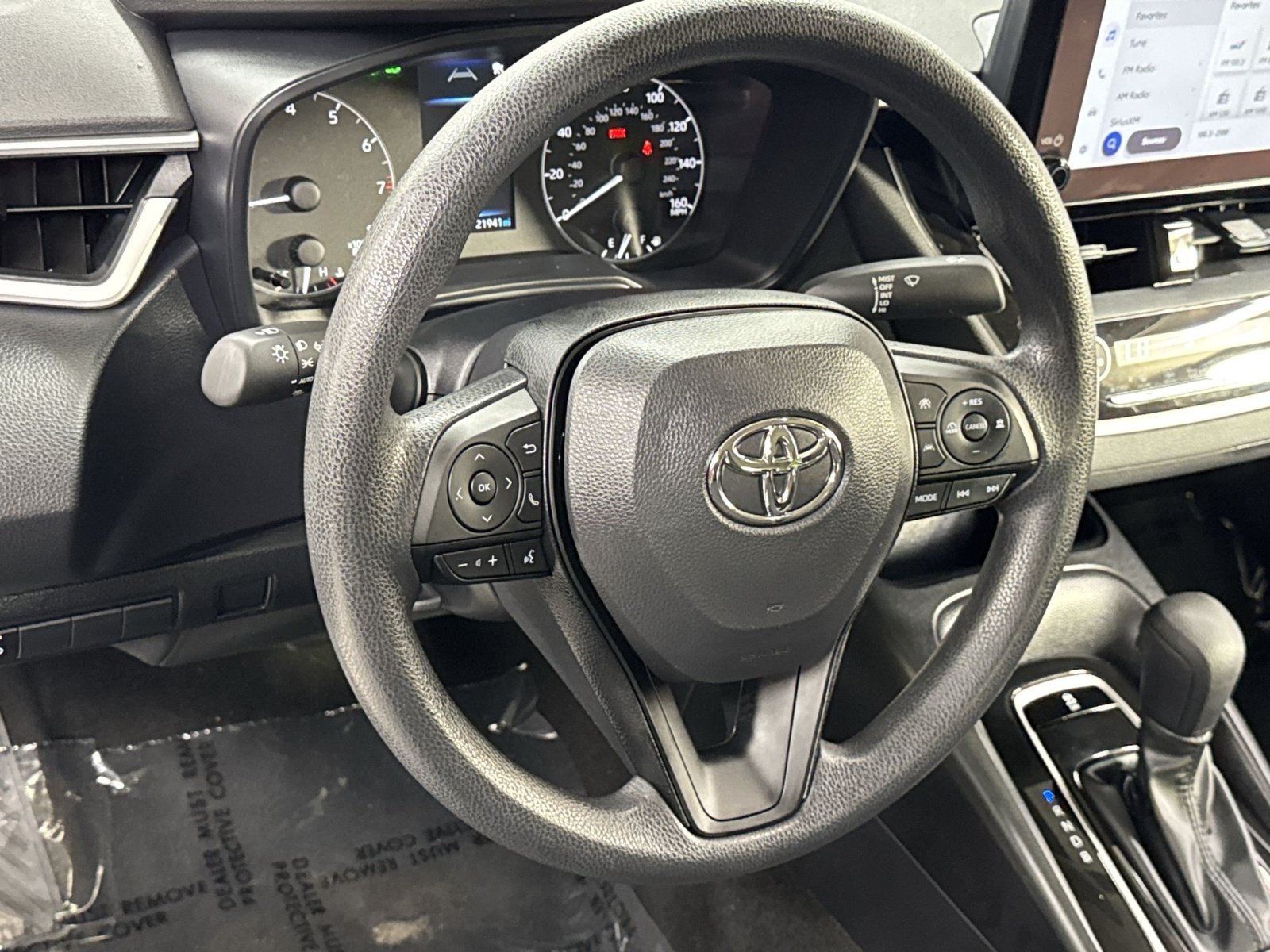 Used 2023 Toyota Corolla LE w/ Carpet Mat Package (TMS) FWD image 28