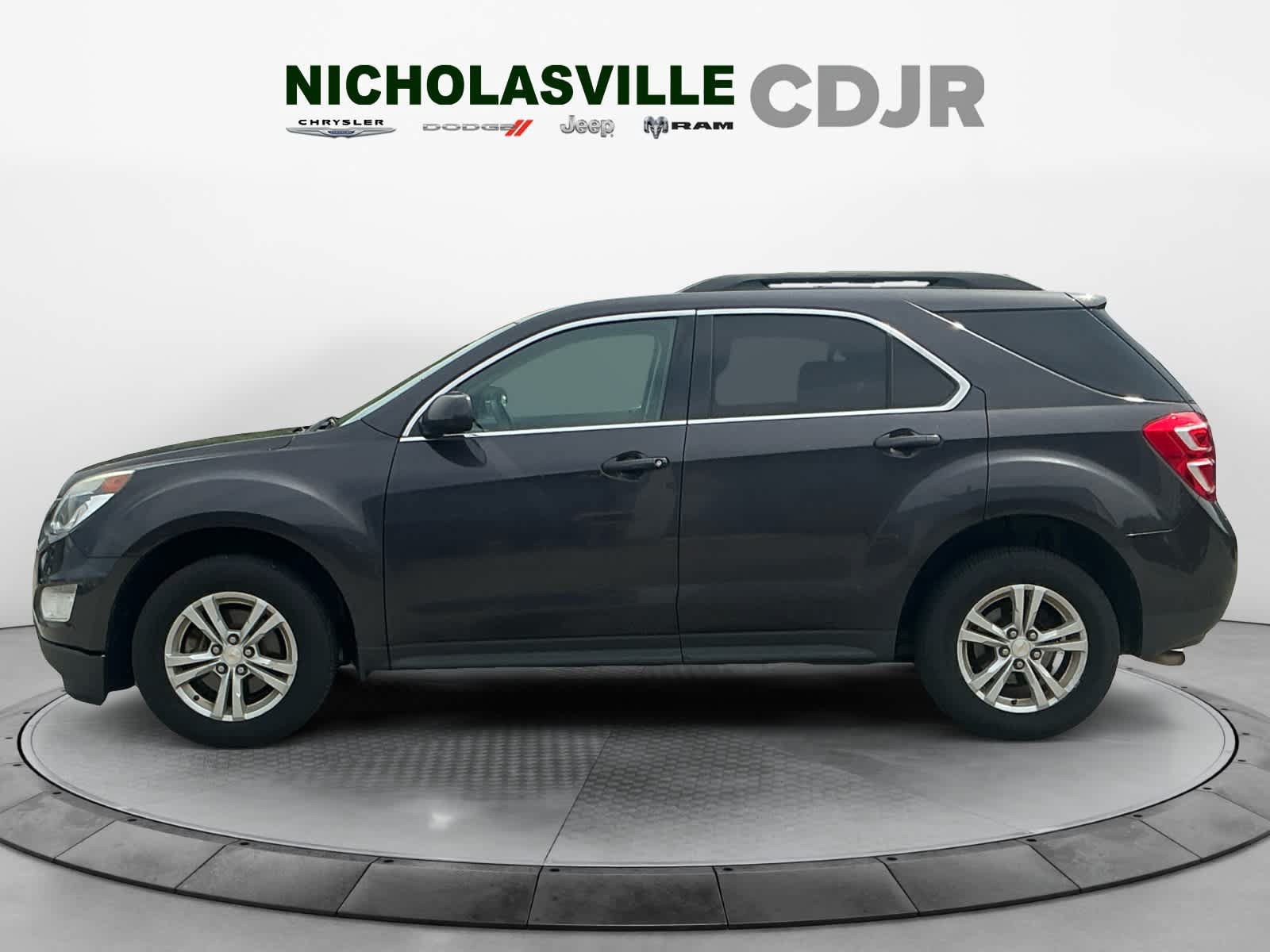 Used 2016 Chevrolet Equinox LT FWD image 2