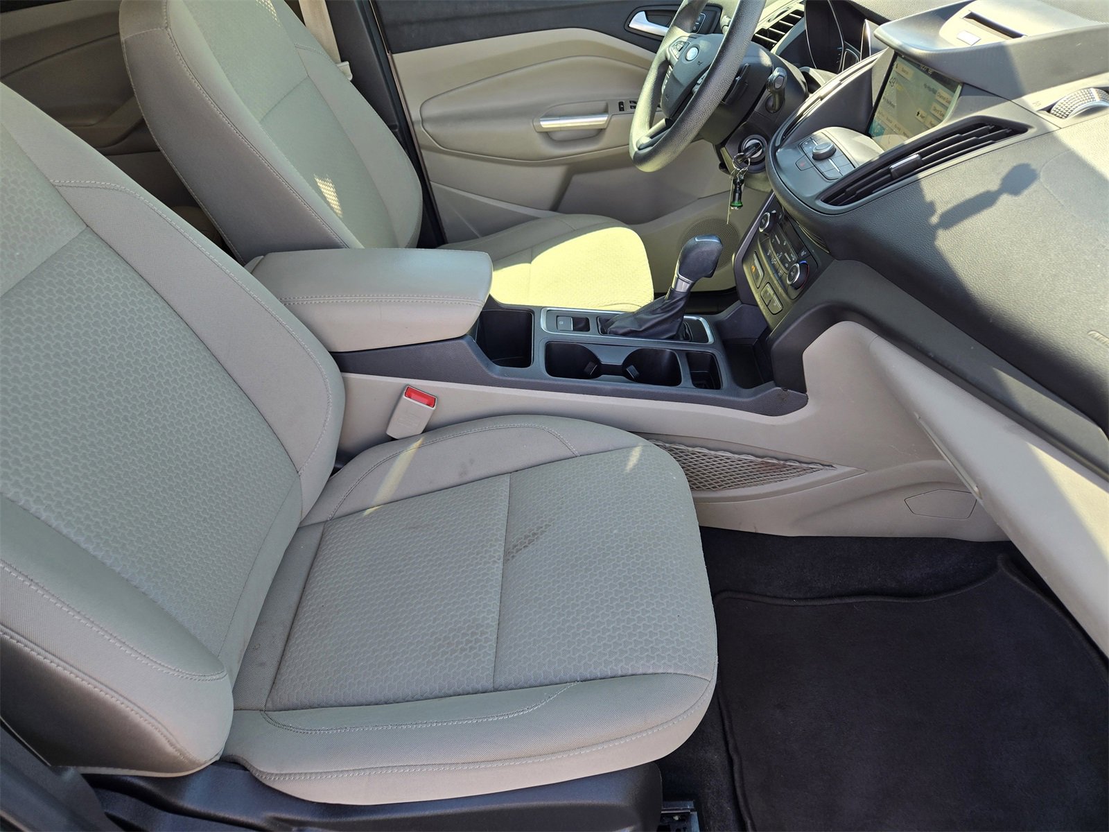 Used 2017 Ford Escape SE w/ Equipment Group 201A image 14