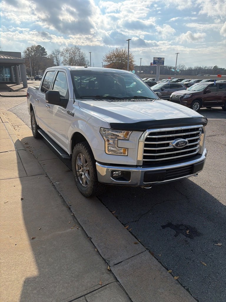 Used 2015 Ford F150 XLT w/ Equipment Group 302A Luxury image 2