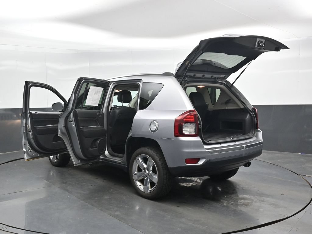 Used 2015 Jeep Compass Limited AWD/4WD image 39