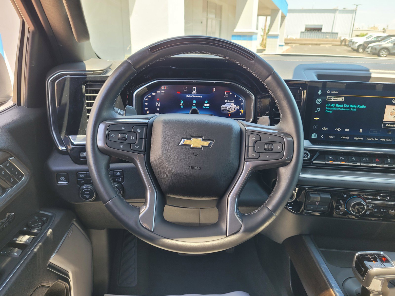 Used 2025 Chevrolet Silverado 1500 High Country AWD/4WD image 16