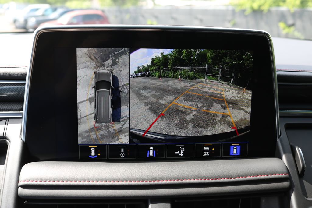 Used 2024 Chevrolet Tahoe RST w/ Luxury Package image 27