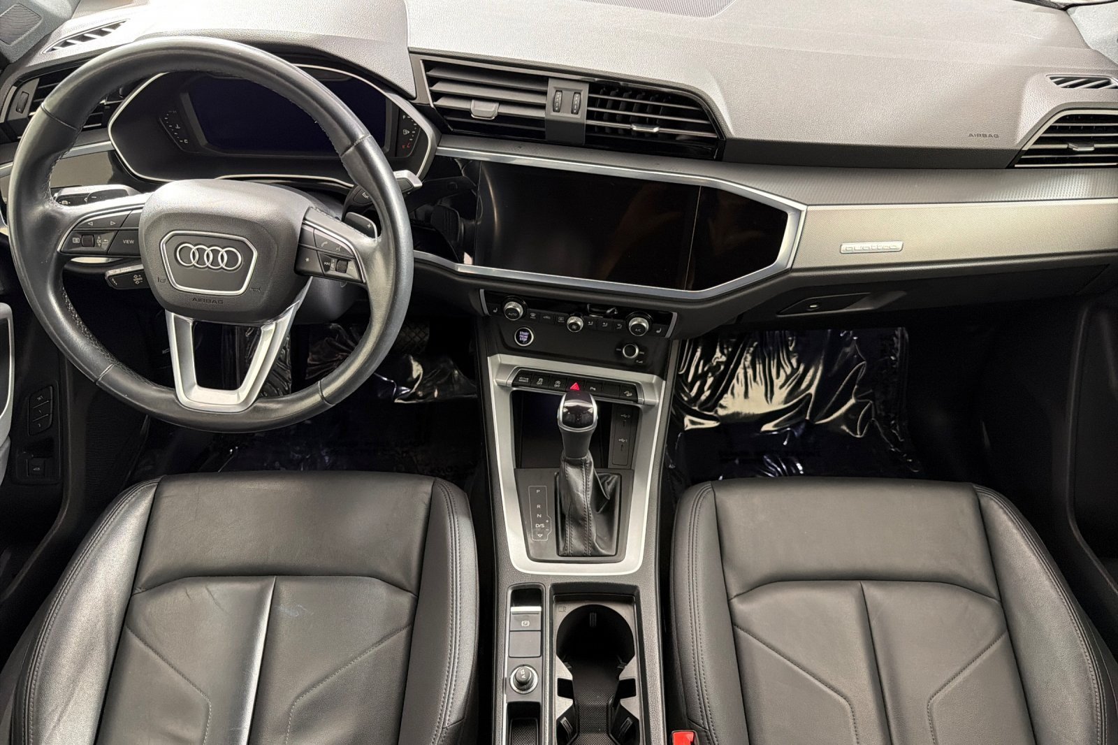 Used 2023 Audi Q3 2.0T Premium w/ Convenience Package AWD/4WD image 12