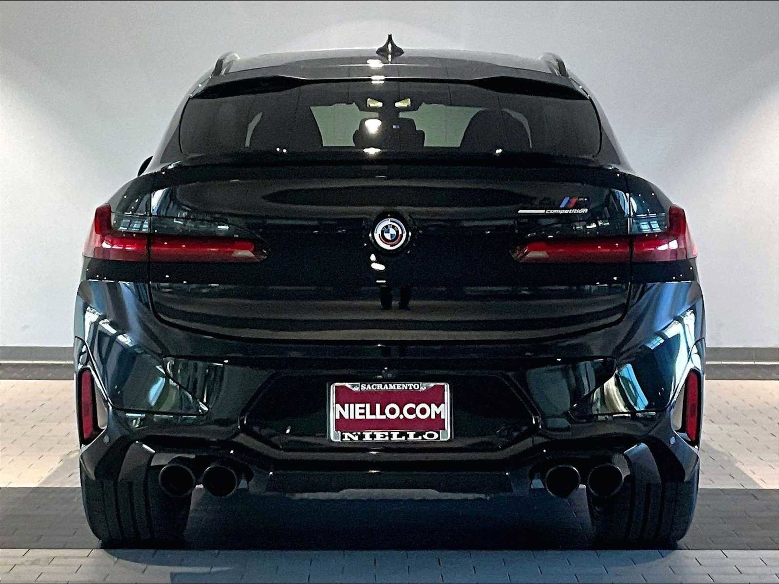 Used 2023 BMW X4 M w/ Competition Package image 9