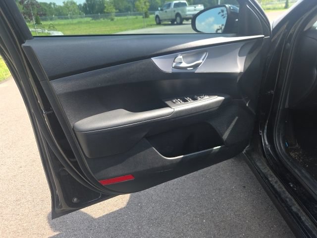 Used 2024 Kia Forte LX FWD image 16