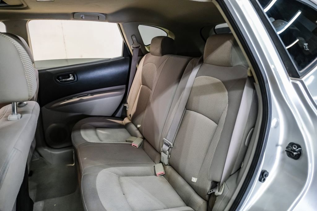 Used 2009 Nissan Rogue SL w/ Moonroof Pkg image 35