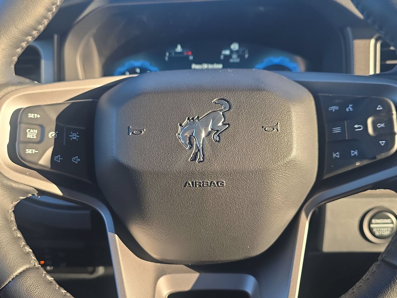 Used 2025 Ford Bronco Badlands AWD/4WD image 12