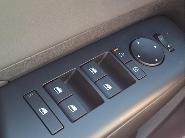 New 2026 Hyundai Kona Limited AWD/4WD image 24
