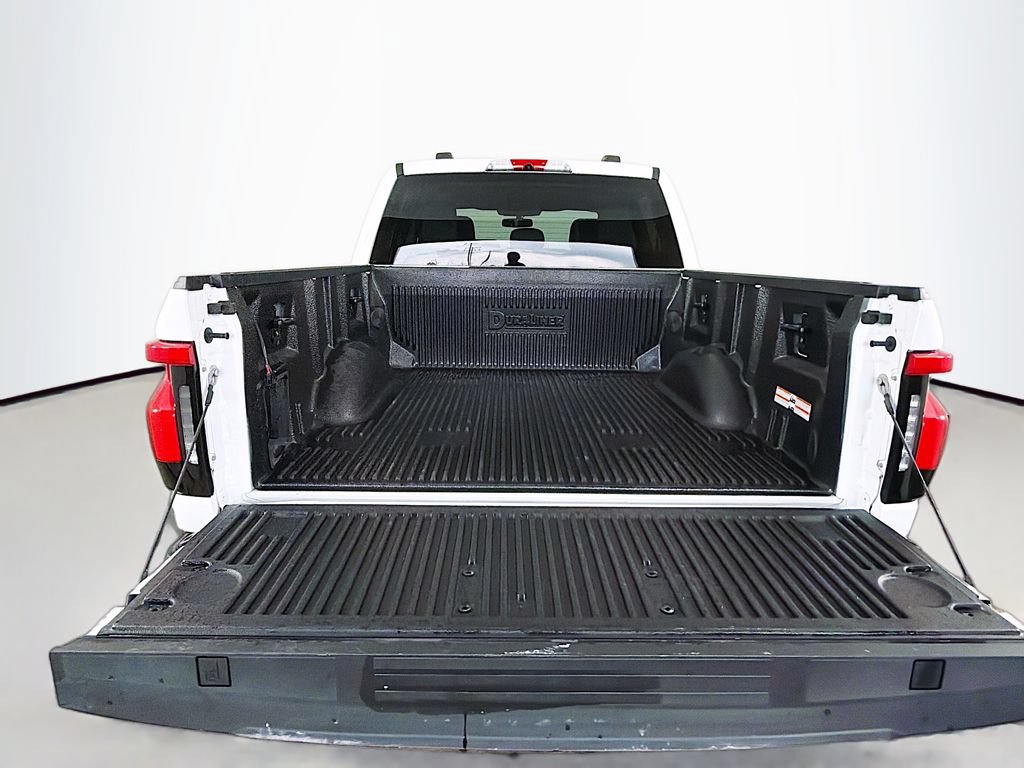 Used 2023 Ford F150 Lightning XLT AWD/4WD image 16