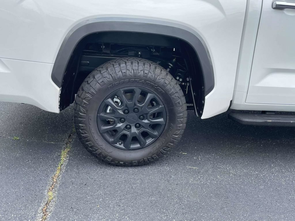 New 2026 Toyota Tundra Limited AWD/4WD image 10