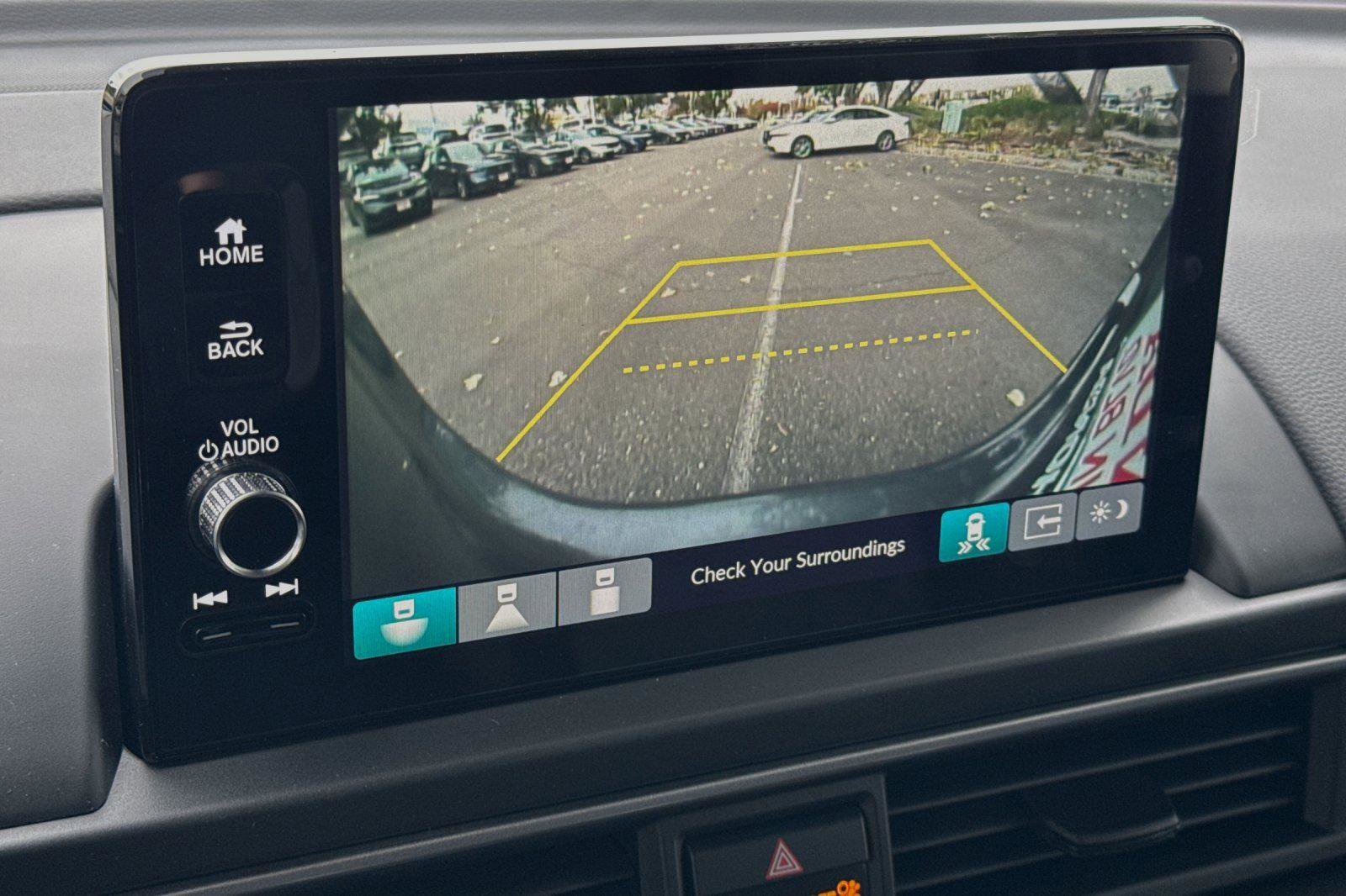 New 2025 Honda Pilot Touring image 23