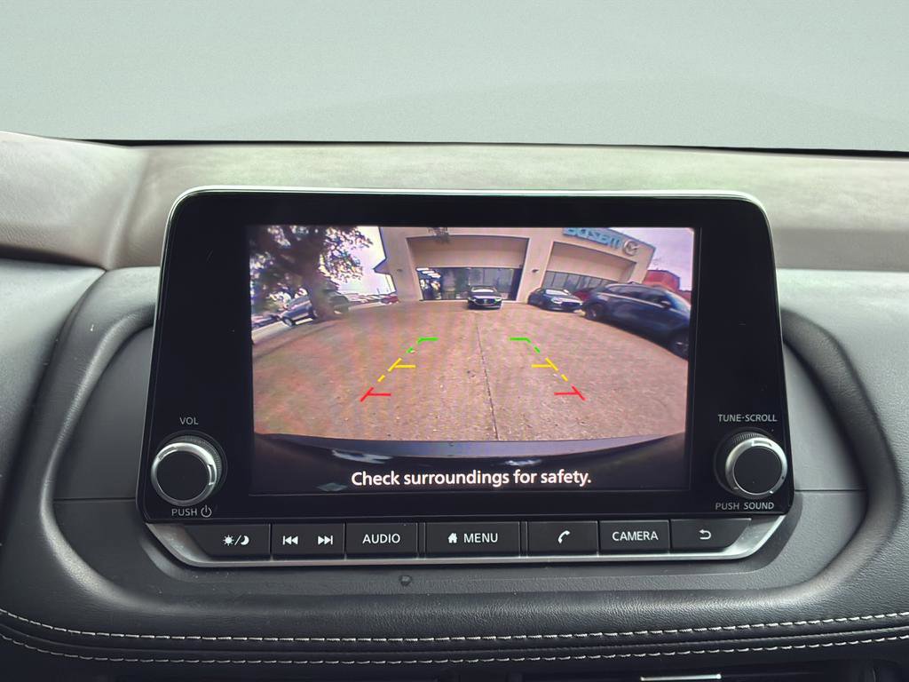 Used 2023 Nissan Rogue S image 23