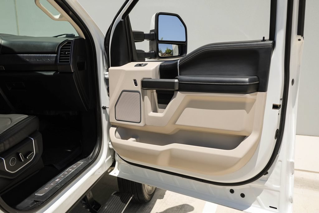 Used 2021 Ford F450 Limited w/ FX4 Off-Road Package AWD/4WD image 19