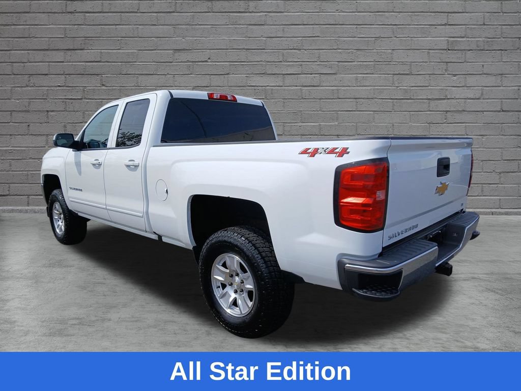 Used 2018 Chevrolet Silverado 1500 LT w/ All Star Edition AWD/4WD image 4