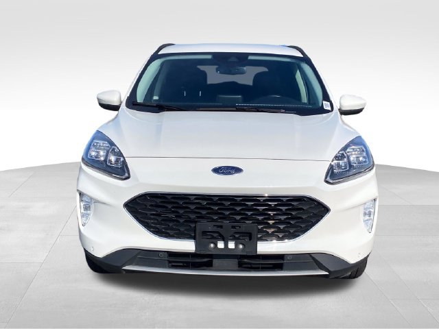 Used 2022 Ford Escape Titanium AWD/4WD image 2