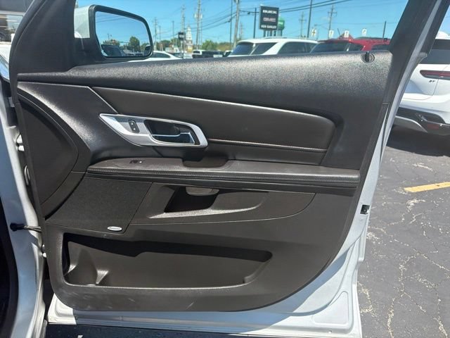Used 2016 GMC Terrain SLE w/ Convenience Package AWD/4WD image 18