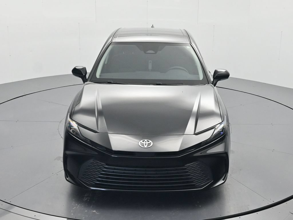 Used 2025 Toyota Camry LE FWD image 29