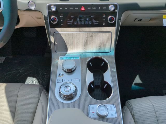 Used 2025 Genesis GV80 2.5T Select AWD/4WD image 17