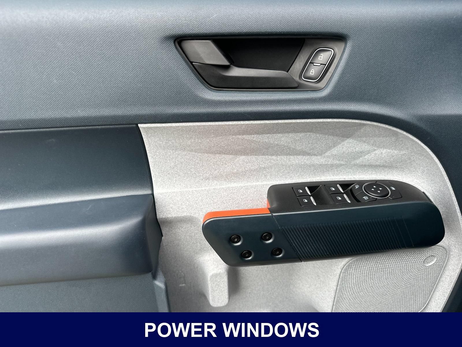 Used 2024 Ford Maverick XLT FWD image 13